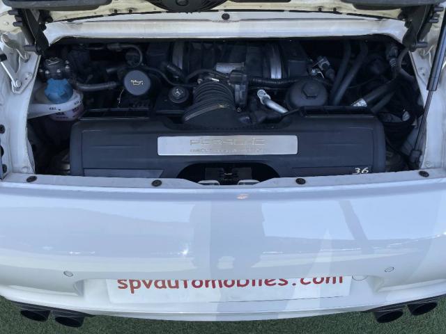 Porsche 911 image 2