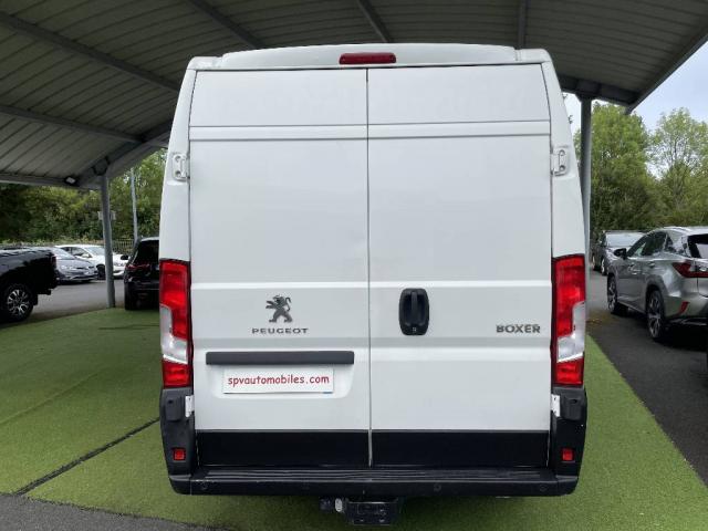 Peugeot Boxer image 1