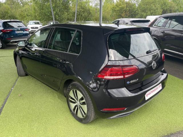 Volkswagen Golf image 9