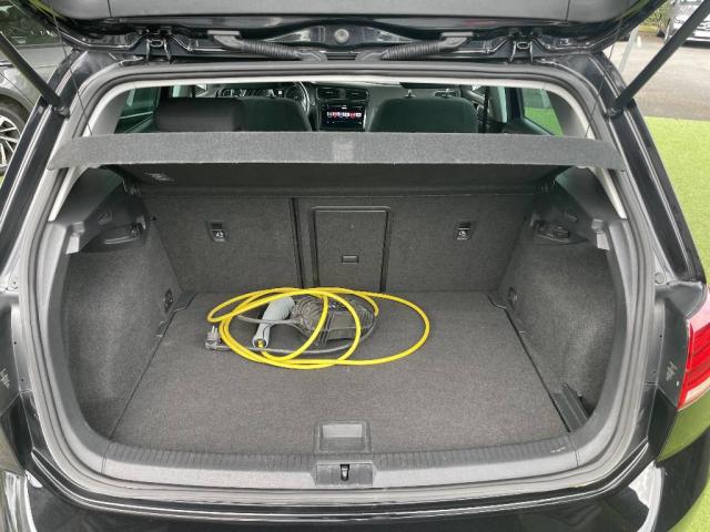 Volkswagen Golf image 5