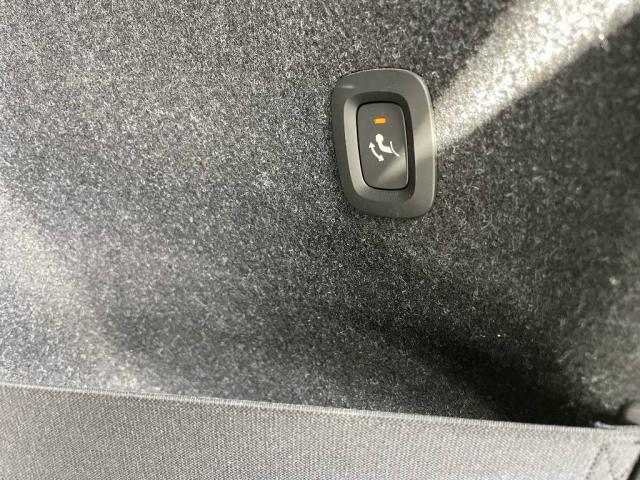 Volvo Xc40 image 8