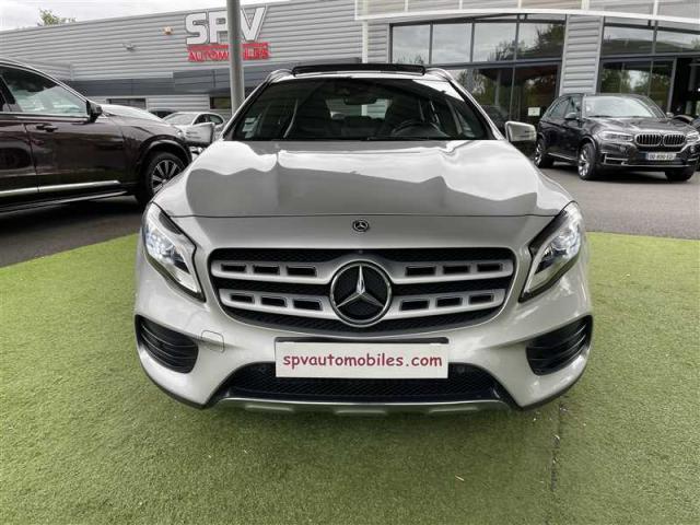 Mercedes Benz Gla image 1