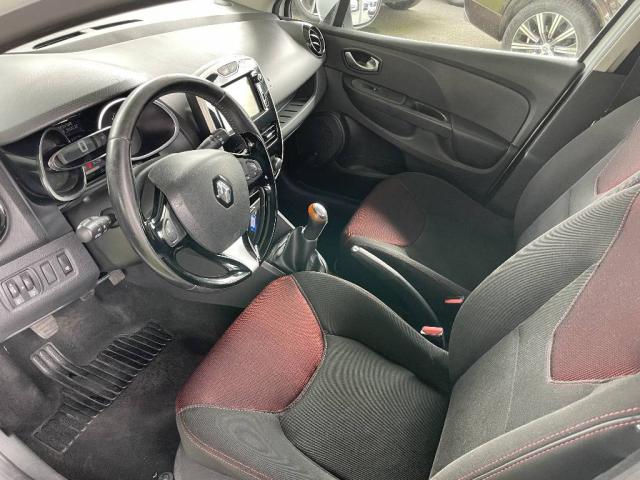 Renault Clio image 9
