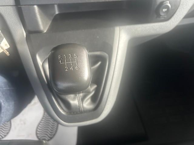 Citroen Jumpy image 6