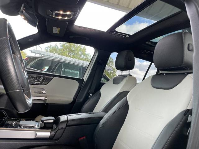 Mercedes Benz Glb image 7