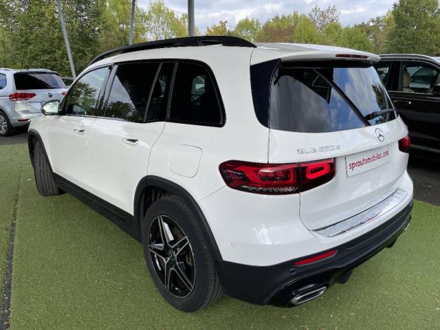 Mercedes Benz Glb image 3