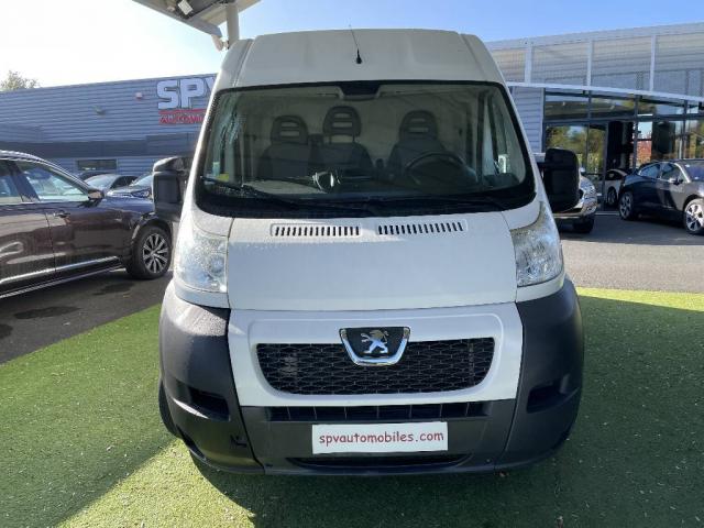 Peugeot Boxer image 1