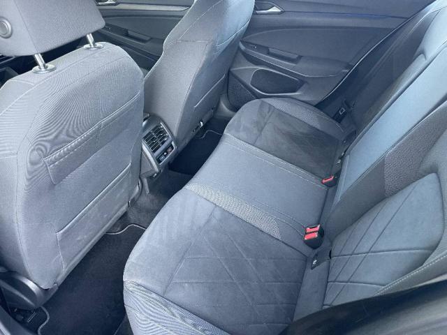 Volkswagen Golf image 2