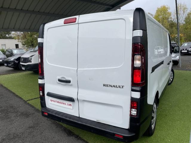 Renault Trafic image 6