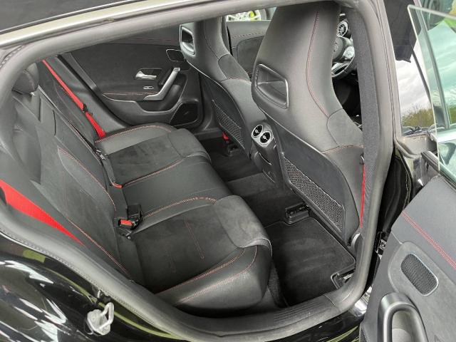 Mercedes Benz Cla Shooting Brake image 3