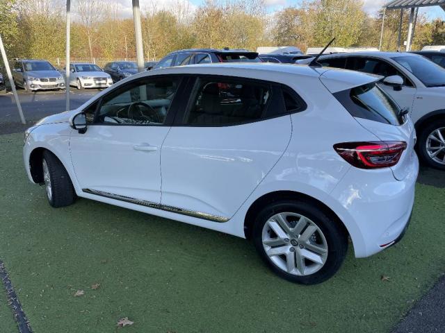 Renault Clio image 1