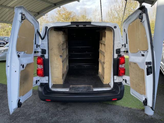 Citroen Jumpy image 7