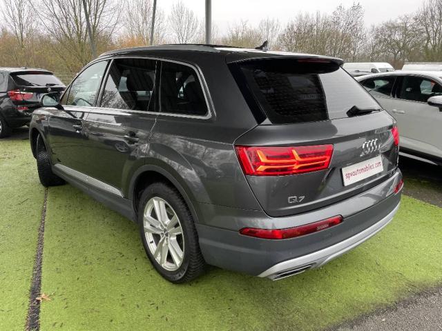Audi Q7 image 1