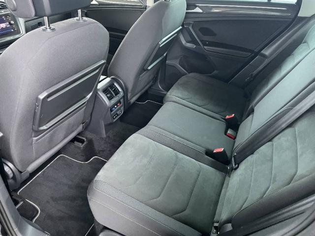 Volkswagen Tiguan image 8