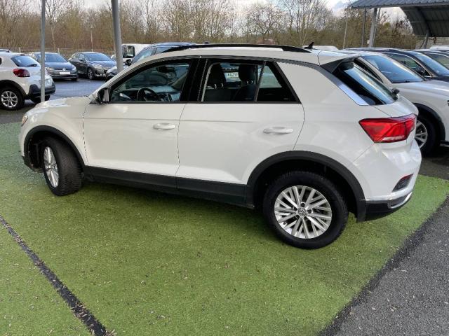 Volkswagen T-Roc image 2
