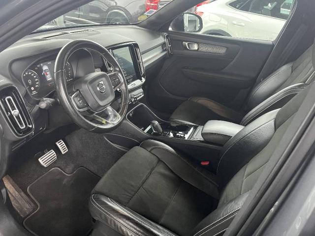 Volvo Xc40 image 4
