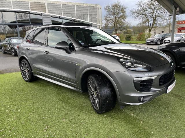 Porsche Cayenne image 3