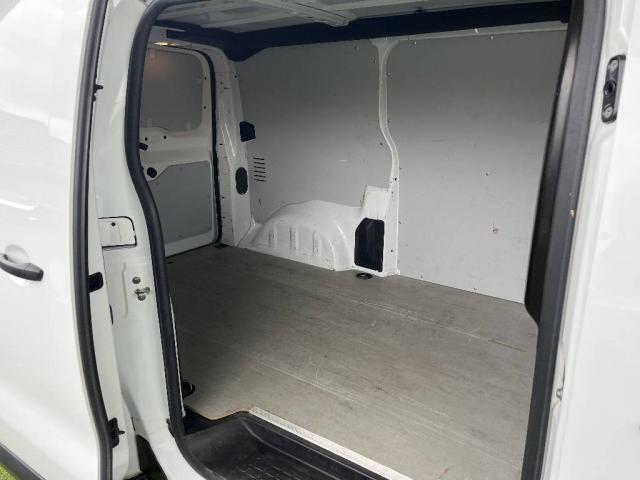 Citroen Jumpy image 1