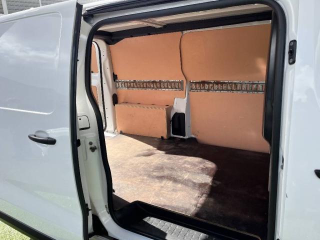 Citroen Jumpy image 9