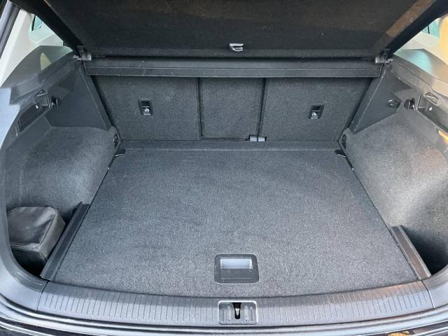 Volkswagen Tiguan image 8