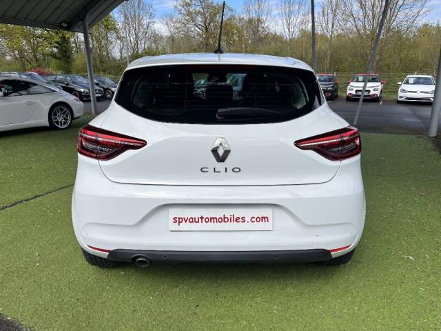 Renault Clio image 8