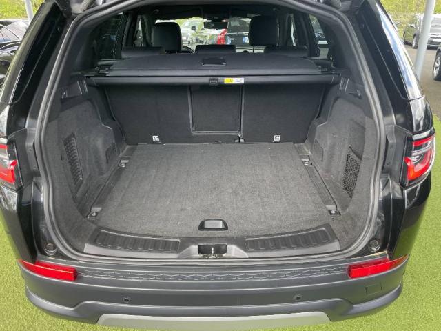 Land Rover Discovery image 6