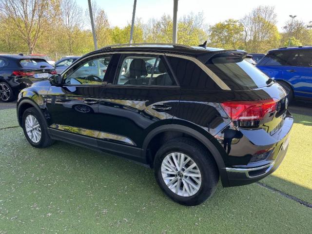 Volkswagen T-Roc image 4