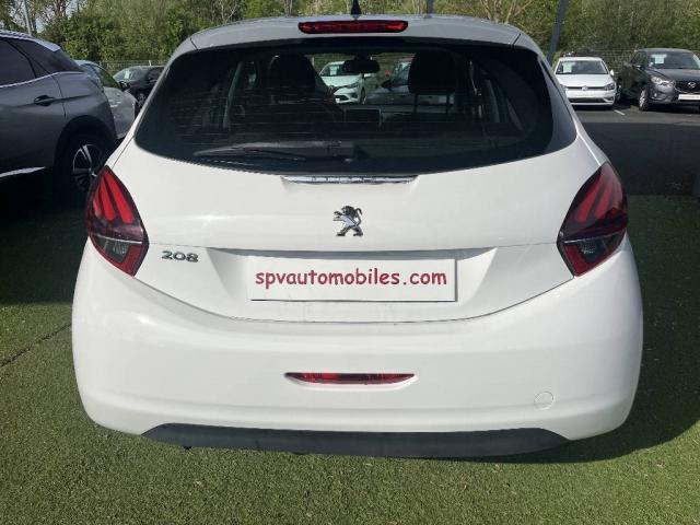 Peugeot 208 image 6