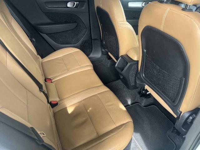 Volvo Xc40 image 7