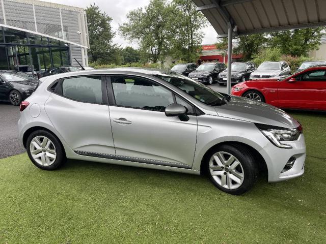Renault Clio image 8