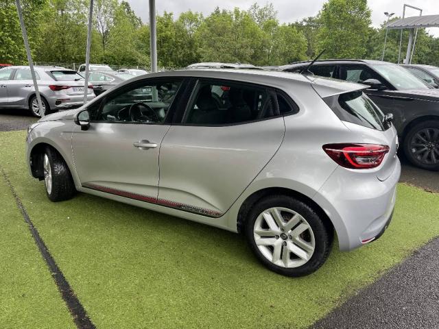 Renault Clio image 1