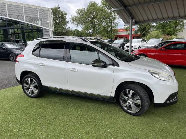 Peugeot 2008 image 6