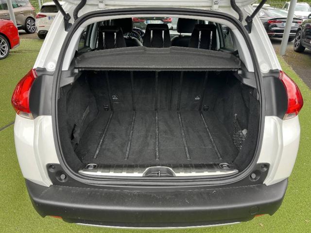 Peugeot 2008 image 9