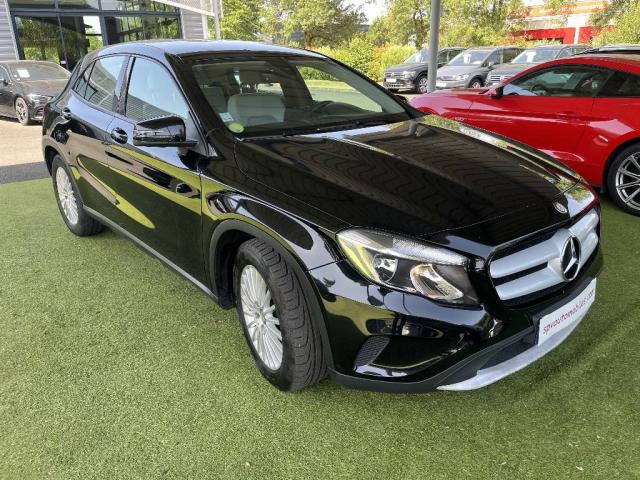 Mercedes Benz Gla image 9