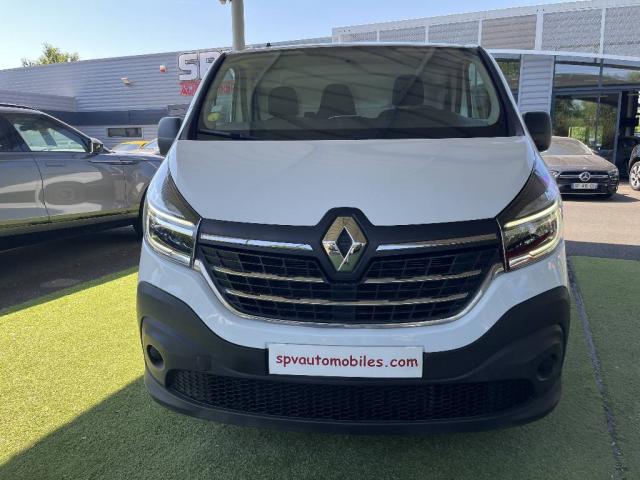Renault Trafic image 2