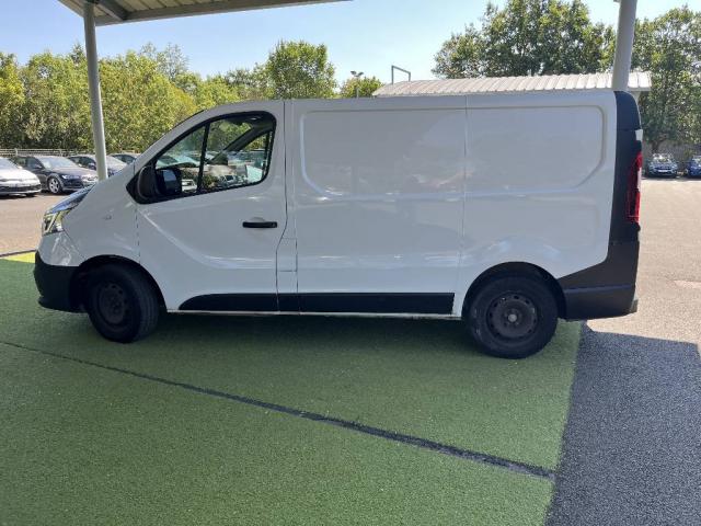 Renault Trafic image 9
