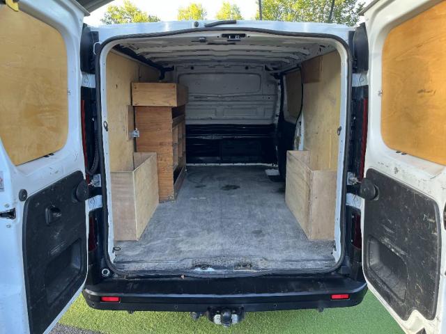 Renault Trafic image 3