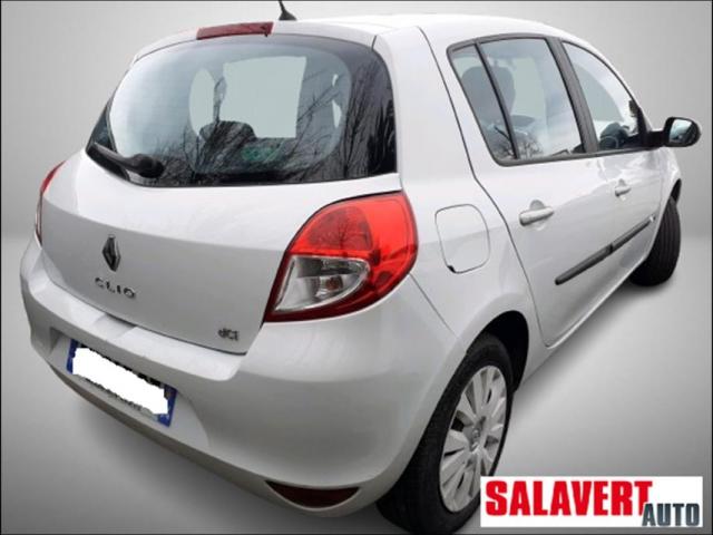 Renault Clio image 2