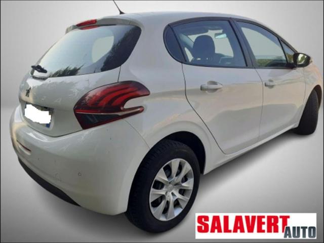 Peugeot 208 image 3