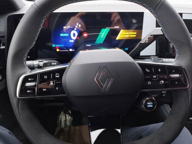 Renault Austral image 8