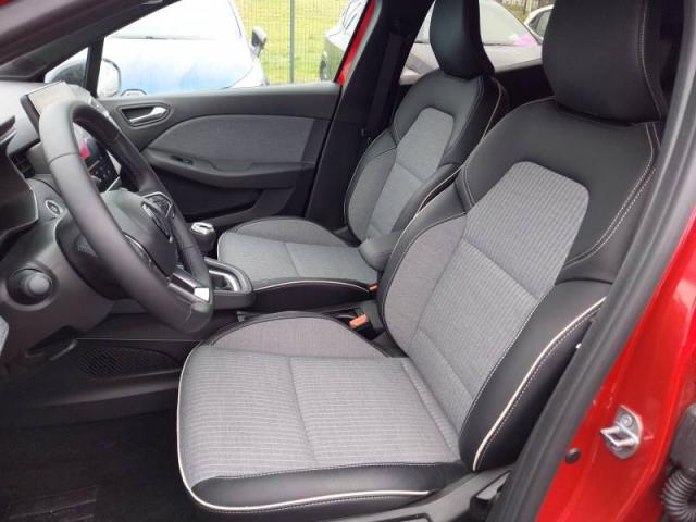 Renault Clio image 9