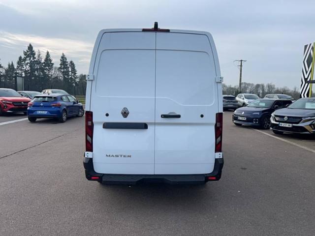 Renault Master image 9