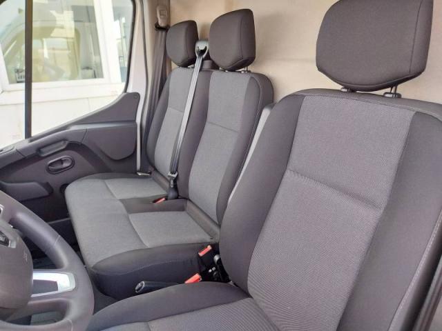 Renault Master image 6