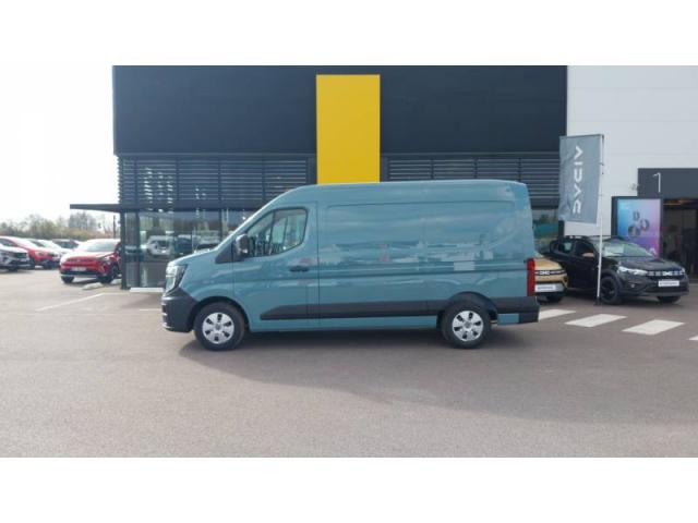 Renault Master image 2