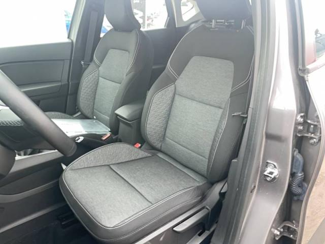 Renault Captur image 7