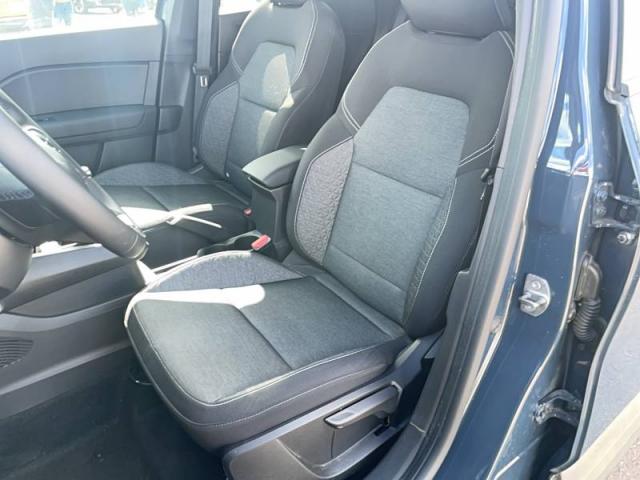 Renault Captur image 9