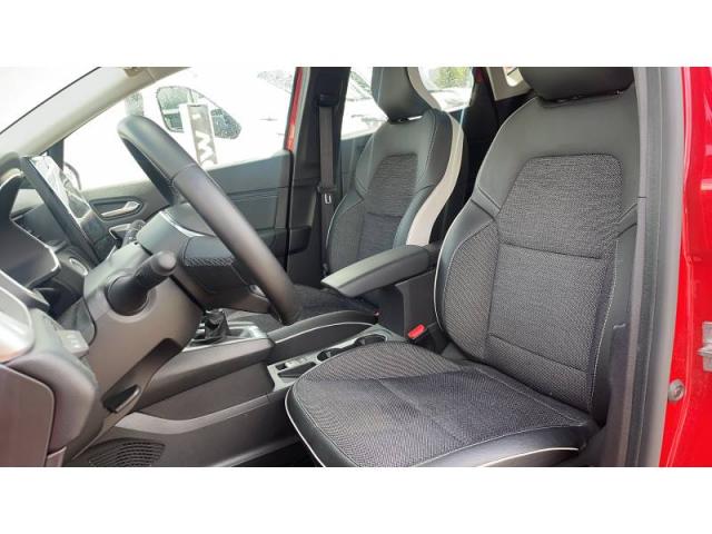 Renault Captur image 6