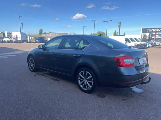 Skoda Octavia image 1