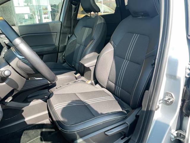 Renault Captur image 8