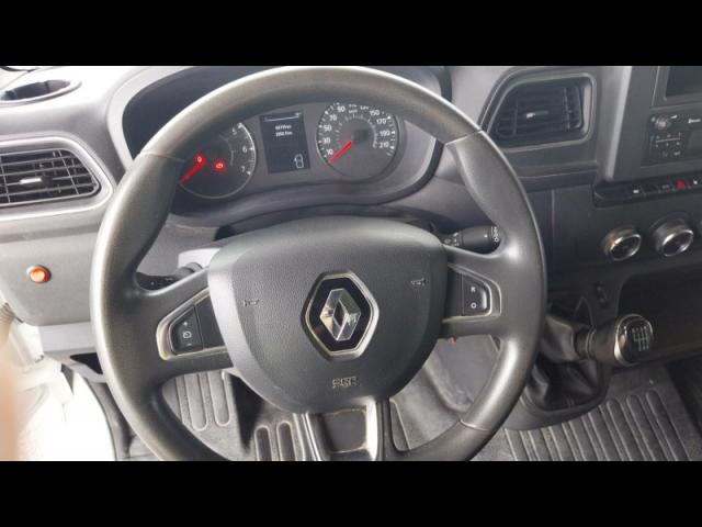 Renault Master image 7